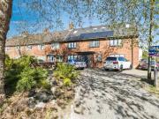 8 Bed, End of Terrace, Northgate, West Sussex, RH10...