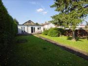 9 bed house for sale
