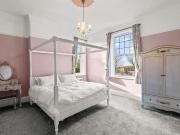 8 bed house for sale