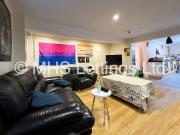 8 bed Mid Terraced House to rent in Leeds West...