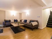 8 bed Mid Terraced House to rent in Manchester Greater...