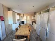 8 bed Mid Terraced House to rent in Nottingham...