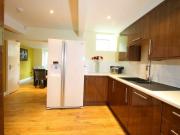 8 bed Mid Terraced House to rent in Nottingham...