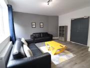 8 Bed Terraced House, Southfield Road, TS1