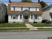 8 bedroom, Albany NY 12208 92484312