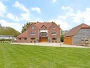 8 Bedroom Detached House For Rent In Hartfield, East Sussex