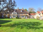 8 bedroom detached house for sale