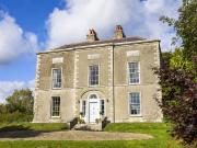 8 bedroom detached house for sale