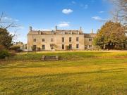 8 bedroom detached house for sale