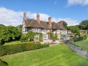 8 bedroom detached house for sale