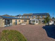 8 bedroom detached house for sale