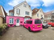 8 bedroom detached house for sale