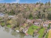 8 bedroom detached house for sale