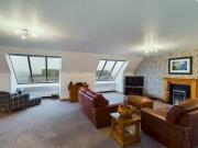 8 Bedroom Detached House For Sale In Avalon Guest House,...