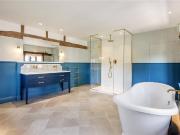 8 bedroom detached house for sale in Vicarage Road,...