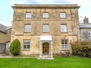 8 bedroom end of terrace house for sale