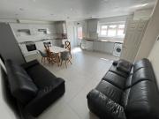 8 bedroom end of terrace house to rent