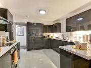 8 bedroom house for rent in Maskelyne Avenue, Bristol, BS10