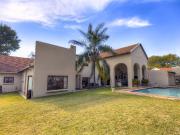 8 Bedroom House For Sale in Lynnwood