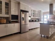 8 Bedroom House in Abbotsford