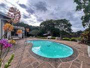 8 Bedroom House in Amanzimtoti