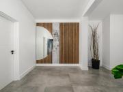 8 Bedroom House in Beachview