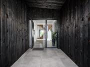 8 Bedroom House in Beachview