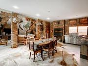 8 Bedroom House in Grimbeek Park