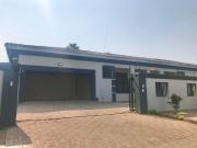 8 Bedroom House in Verwoerdpark