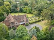 8 Bedroom House Kingston Upon Thames Greater London 91495258