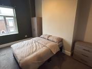 8 bedroom house share to rent