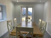 8 bedroom house to rent