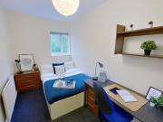 8 bedroom house to rent