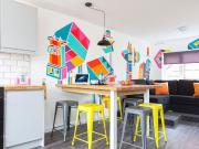 8 bedroom house to rent