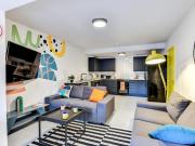 8 bedroom house to rent