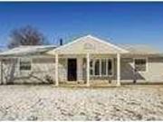 8 bedroom in Louisville KY 40272