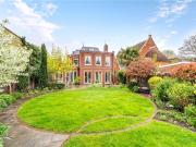 8 bedroom link detached house for sale in Ormond Road,...
