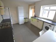 8 bedroom semi detached house to rent