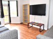 8 bedroom semi detached house to rent