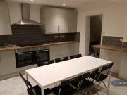 8 bedroom semidetached house for rent in Third Avenue...