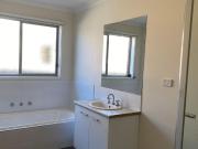 8 bedroom shared house, Katelyn Court