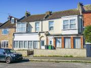 8 bedroom terraced house for sale