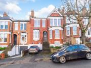 8 bedroom terraced house for sale