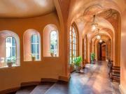 8 Bedroom Terraced House For Sale In London