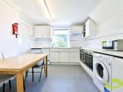 8 Bedrooms for rent in Milner Road, Brighton BN2