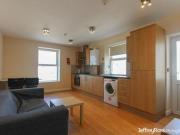 8 Bedrooms for rent in Richmond Road, Cathays, Cardiff CF24