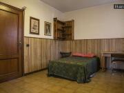 8 camere da letto, Rome Rome 00173 44526124