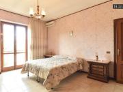 8 camere da letto, Rome Rome 00173 44526176