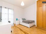 8 Dormitorio Shared Living/Roommate Madrid Madrid 64984383