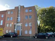 8 Familienhaus mit genehmigtem Baugrundstück für...